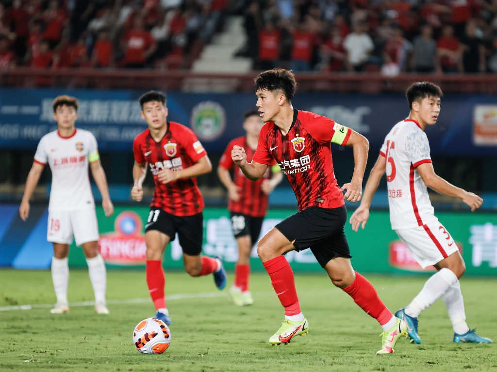 也展示了他 也展示了他